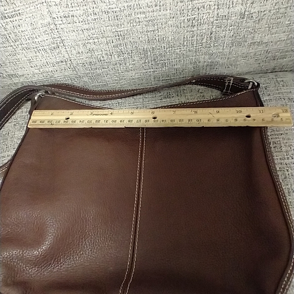 Fossil Women's Brown Leather Hobo Handbag. Excellent condition #75082 - Picture 11 of 12